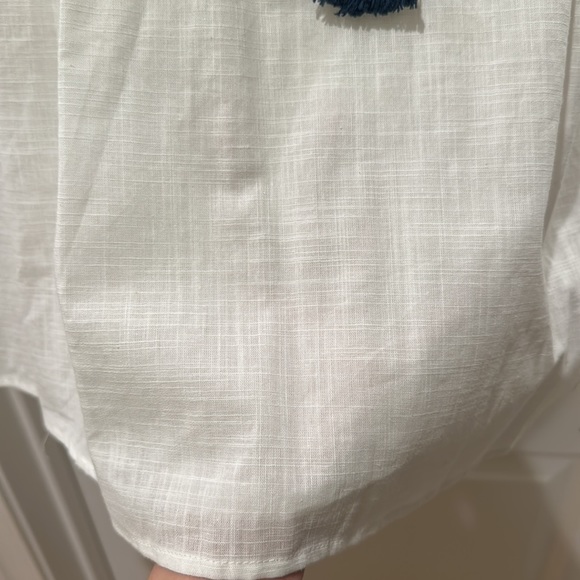 Love Riche Embroidered Shift Dress - Picture 6 of 8